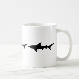 Mug Attaque de requin - plongée avec le noir élégant