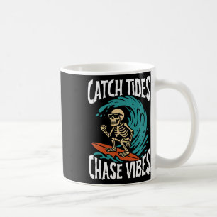 Mug Attraper les marées Chasser les vibes Squelette Su