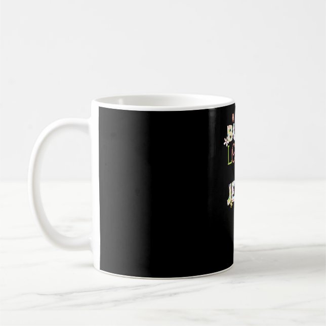 Mug Aucun lapin ne m'aime comme Jésus (Gauche)