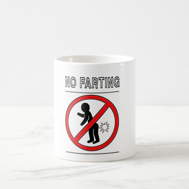 Mug AUCUN panneau d'avertissement de PÉTER (Centre)