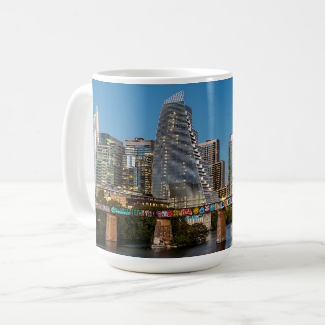 Mug Austin, Texas avec logo aux couleurs du drapeau du (Devant gauche)