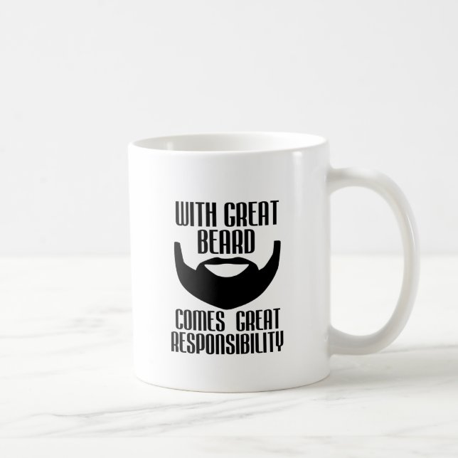 Mug avec la grande barbe vient le grand T-shirt de (Droite)