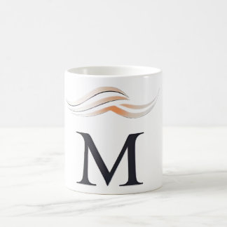 Mug avec lettre de logo "M"