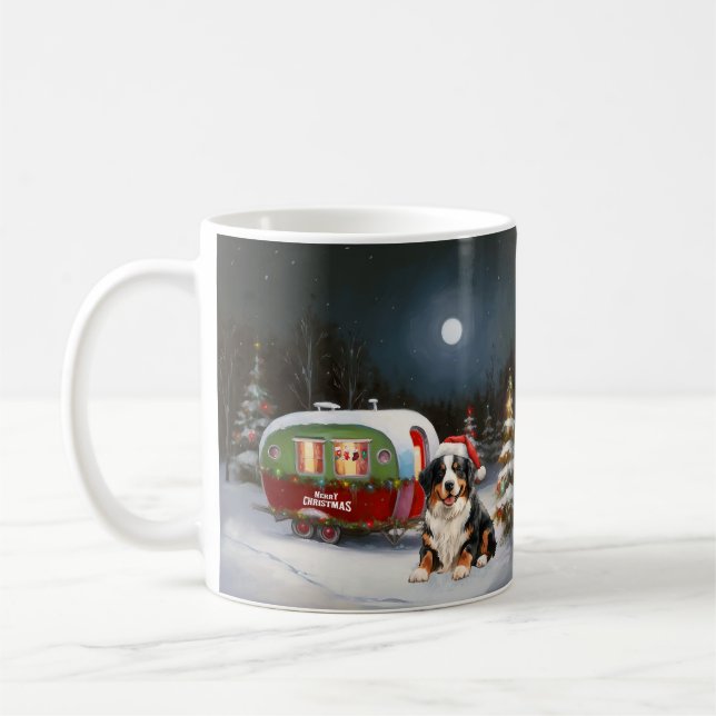 Mug Aventure de Noël en caravane avec un bouvier berno (Gauche)