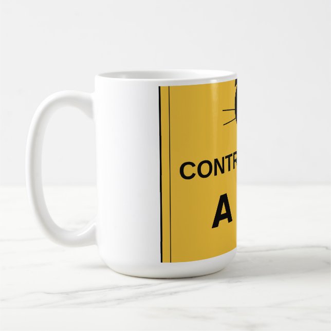 Mug Avertissement Contrôlé Par Un Chat – Panneau Drôle (Gauche)