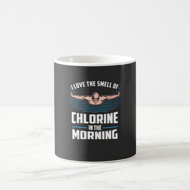 Mug Baignade Amusante - J'Aime L'Odeur Du Chlorine (Centre)