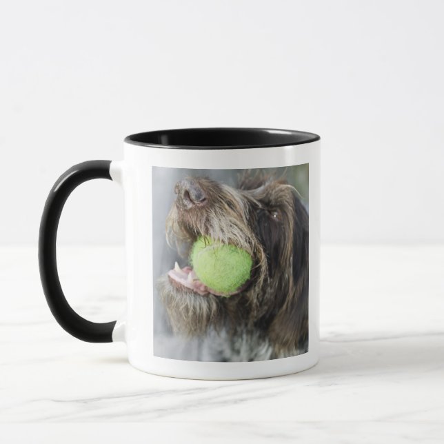 Mug Balle de tennis acérée de chien d'indicateur, plan (Gauche)