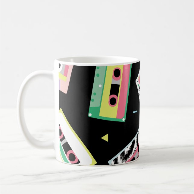 Mug Bandes audio rétro, style motif des années 80. (Gauche)