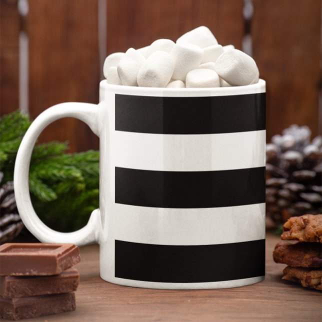 Mug Bandes horizontales noires et blanches (Horizontal Black and White Stripes Coffee Mug)