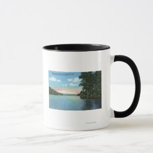 Mug Bartlett portent la vue de club du lac supérieur