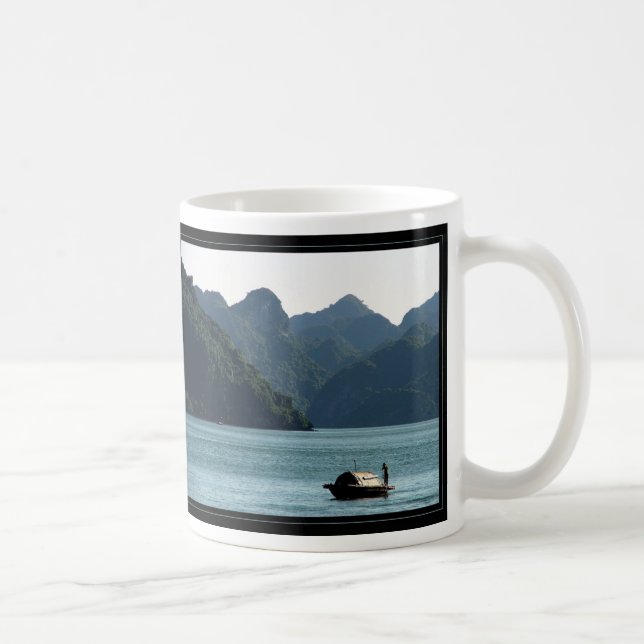 Mug Bateau dans la baie de Halong (Droite)