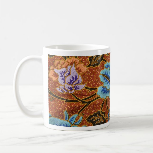 Mug Batik d'or floral indonésien (Gauche)
