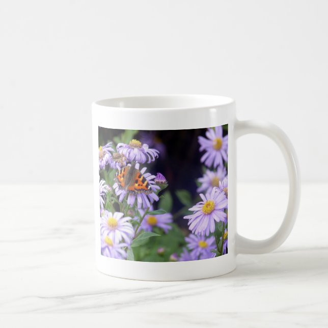 Mug Beau Papillon Sur Fleurs (Droite)
