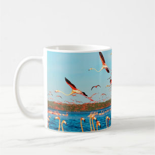 Mug Beaucoup de beaux flamants roses dans un beau bleu