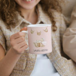 Mug Beauté moderne Pastel Pink Nom de l'enfant<br><div class="desc">Beauté moderne Pastel Pink Nom de l'enfant</div>