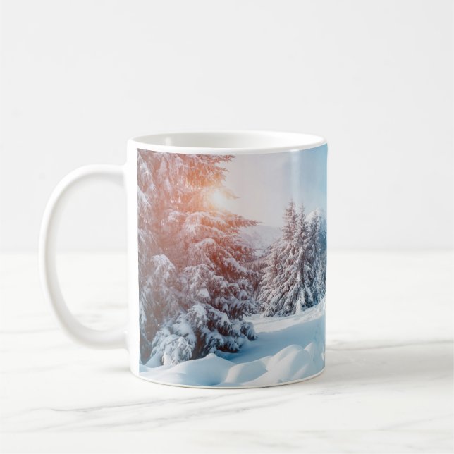 Mug Beautiful winter nature landscape, amazing mountai (Gauche)