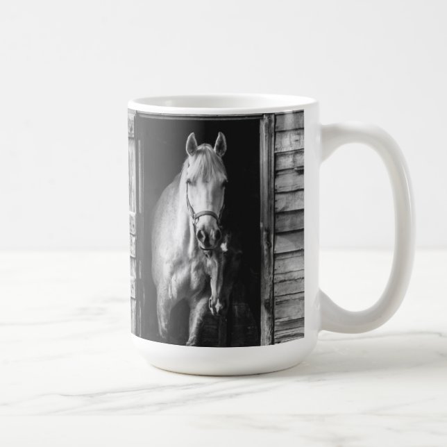 Mug Beaux chevaux & Grange Noir et blanc (Droite)