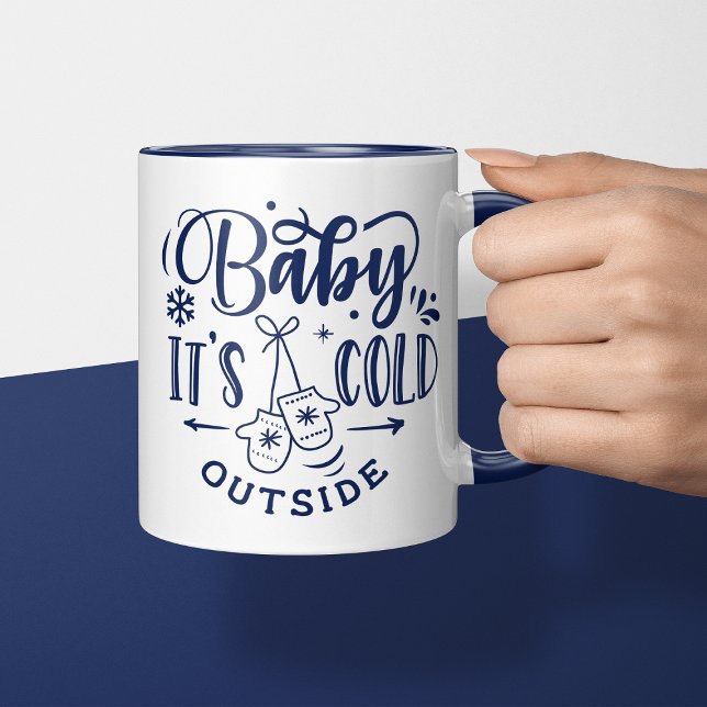 Mug Bébé il fait froid dehors bleu marine Noël (Créateur téléchargé)