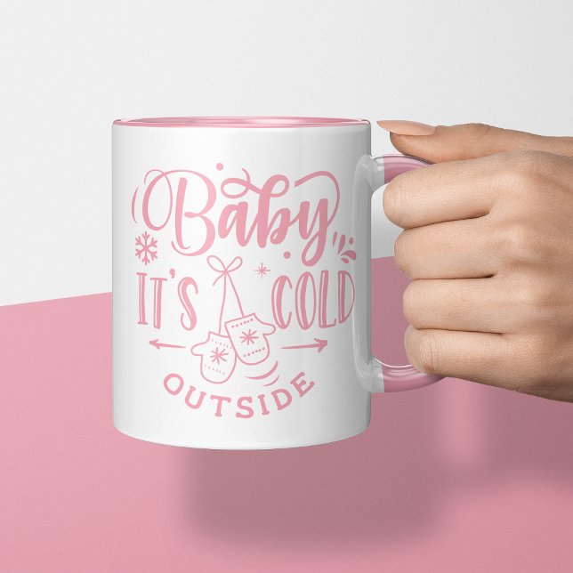 Mug Bébé il fait froid dehors rose Noël vacances de No (Créateur téléchargé)