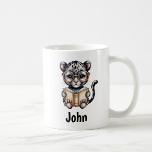 Mug Bébé panthère mignon lisant un livre personnalisé