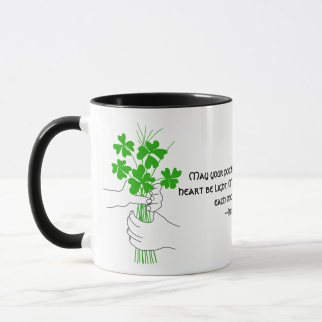 Mug Bienheureuse irlandaise avec quatre feuilles de bo (Gauche)