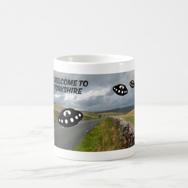 Mug Bienvenue dans le Yorkshire avec quelques vi extra (Centre)