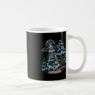 Mug Bigfoot Hiding From Alien