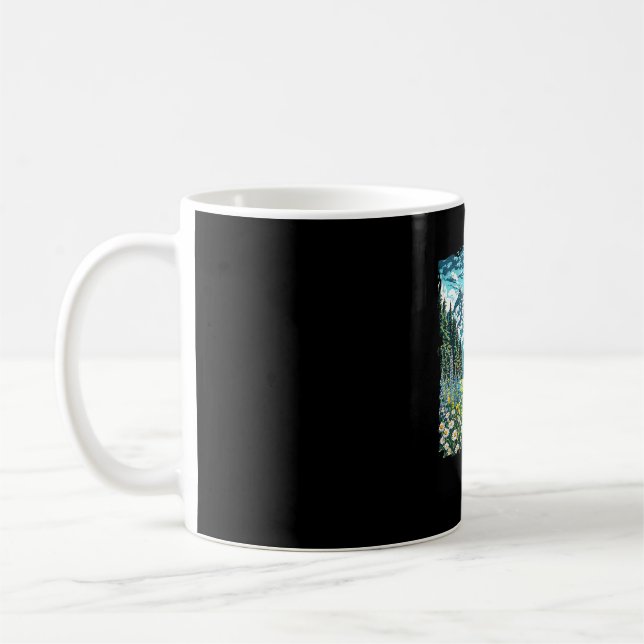 Mug Bigfoot marche dans le champ de fleurs forêt sasqu (Gauche)