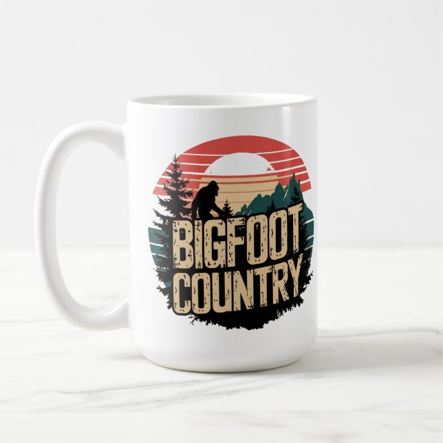 Mug Bigfoot, Parfait pour les amateurs de Sasquatch (Gauche)