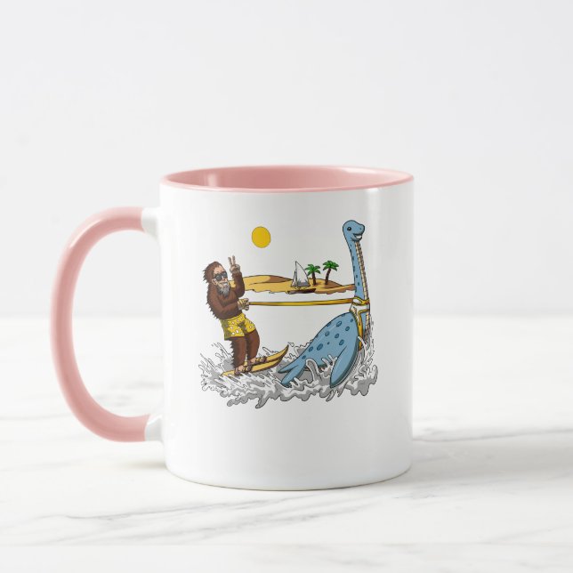Mug Bigfoot Riding Loch Ness Monster Drôle Conspiratio (Gauche)