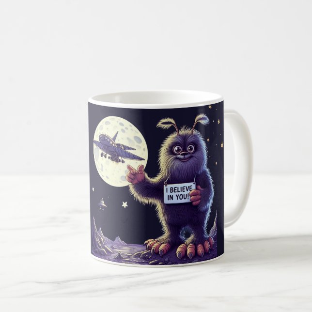 Mug Bigfoot Sasquatch Moon Yeti Croire (Devant droit)