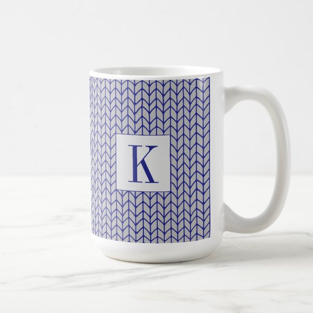 Mug Blanc Grand Tissu Tricot BLEU GRIS + Initiale (Droite)