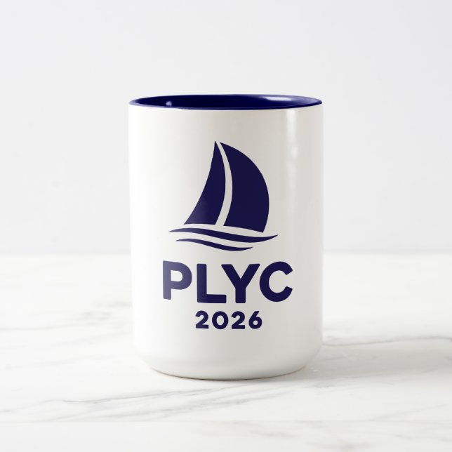 Mug blanc PLYC 2026 avec intérieur marine  (Centre)