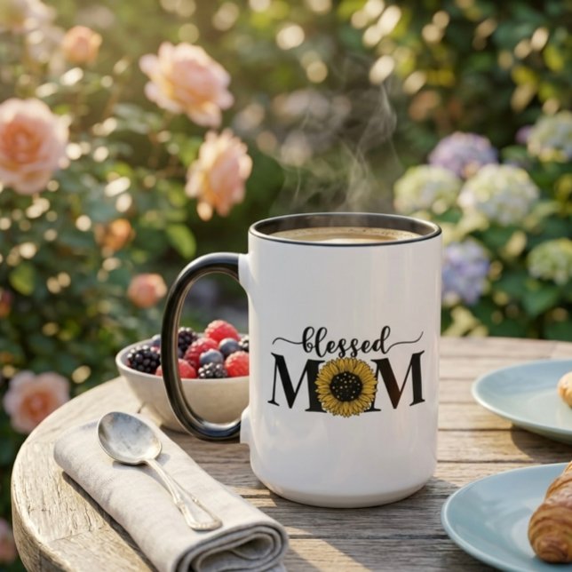 Mug Blessed Mom.  (Créateur téléchargé)