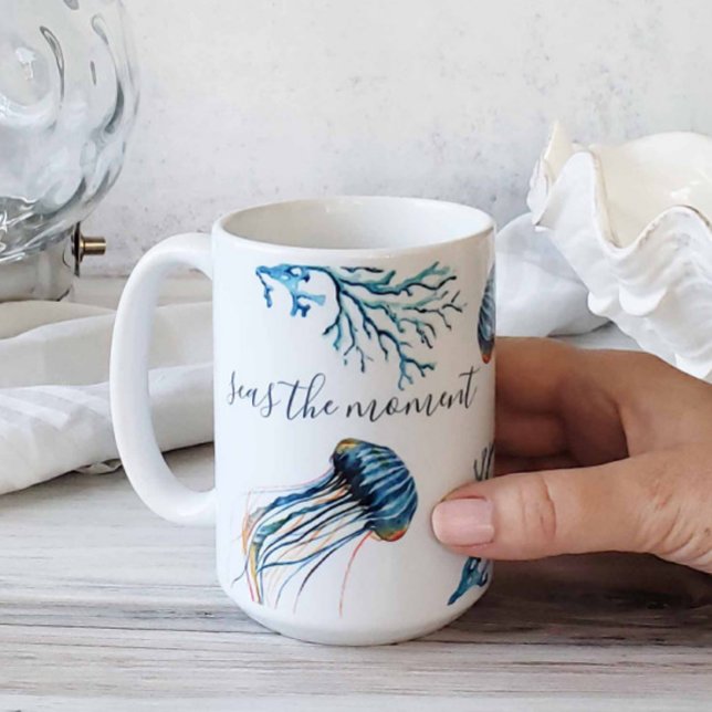 Mug Bleu côtier méduse et corail marin Aquarelle (Ocean inspired coffee mugs feature unique beach themed art by Victoria Grigaliunas Do Tell A Belle)
