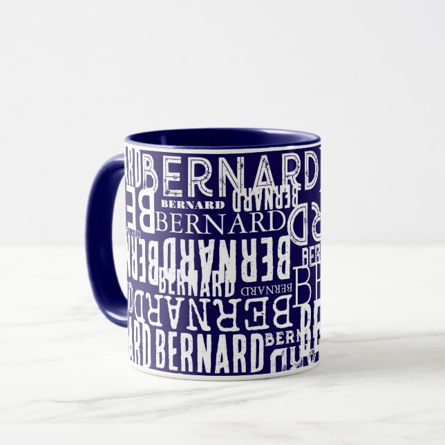 Mug bleu foncé avec des noms répétées partout (Devant gauche)