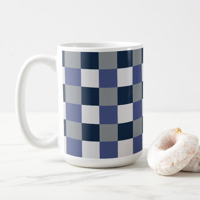 Mug Bleu marine Gris Blanc Damier Vérifications (Avec donut)