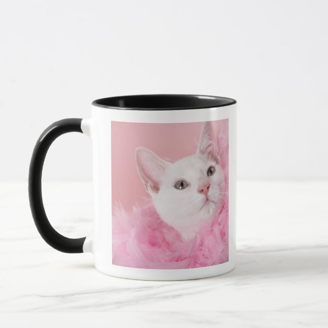 Mug Boa de plume de port de chat (Gauche)