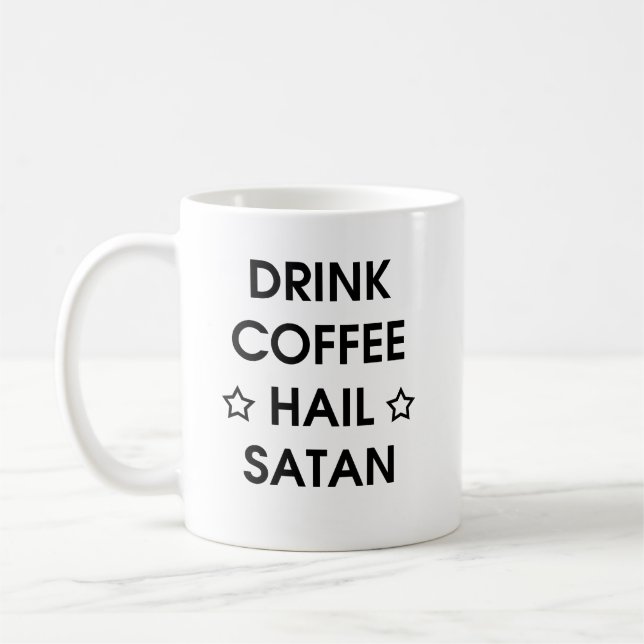 Mug Boire du café et de la grêle Satan Drôle Dingue (Gauche)