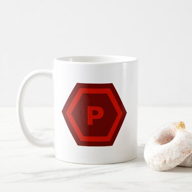 Mug Bold Red Single Letter Monogram in Hexagons (Avec donut)