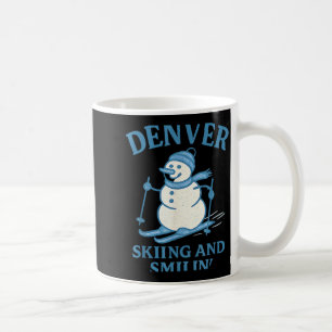 Mug Bonhomme de neige qui skie et sourit à Denver Colo