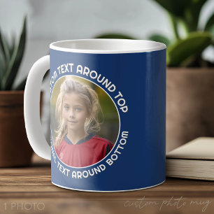 Mug Bordure Navy avec Photo et Texte autour d'un Cercl