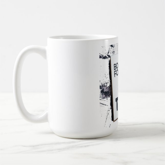 Mug Born For T20 Cricket Graphic Tee (Gauche)