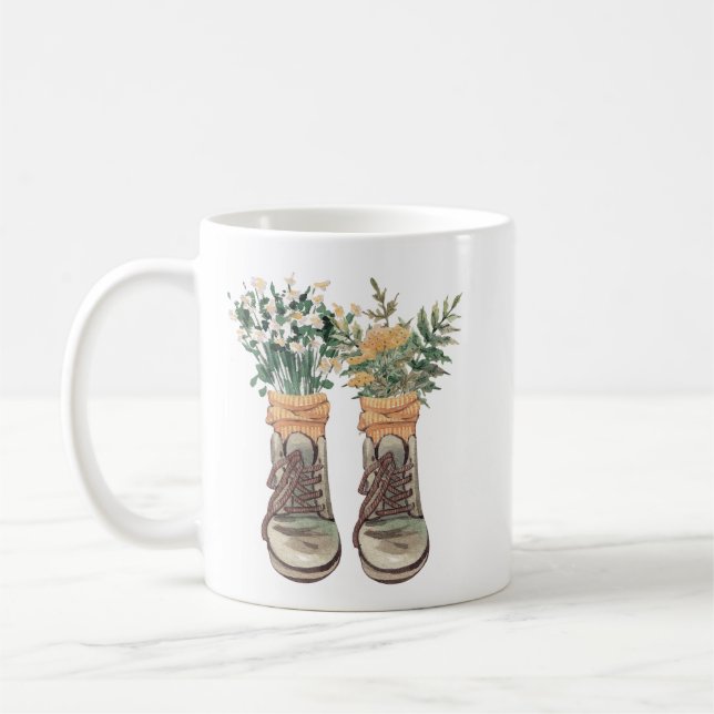 Mug Bottes de randonnée et fleurs sauvages (Gauche)