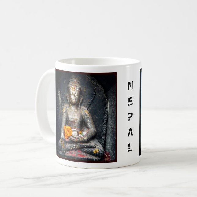 Mug Bouddha Shakyamuni & Bouthanath Stupa, Népal (Devant gauche)