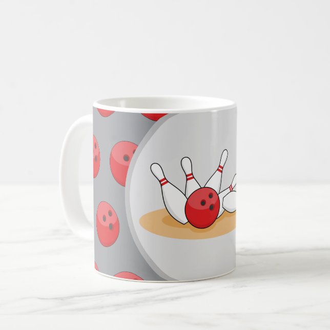 Mug Boule de bowling frappant les quilles avec motif d (Devant gauche)