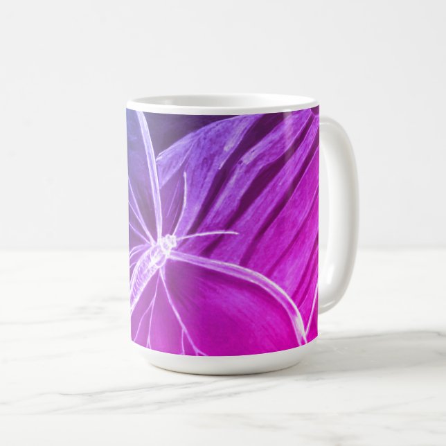 Mug Bouteille de café à papillon pourpre dessinée à la (Devant droit)