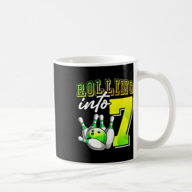 Mug Bowling Party Rolling dans 7 7e anniversaire fille (Droite)