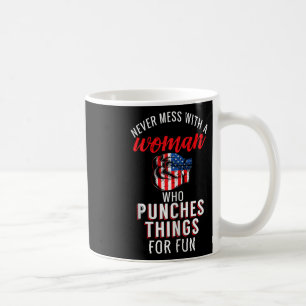 Mug Boxer Ne Met Jamais Le Mess Avec Une Femme Qui Pun