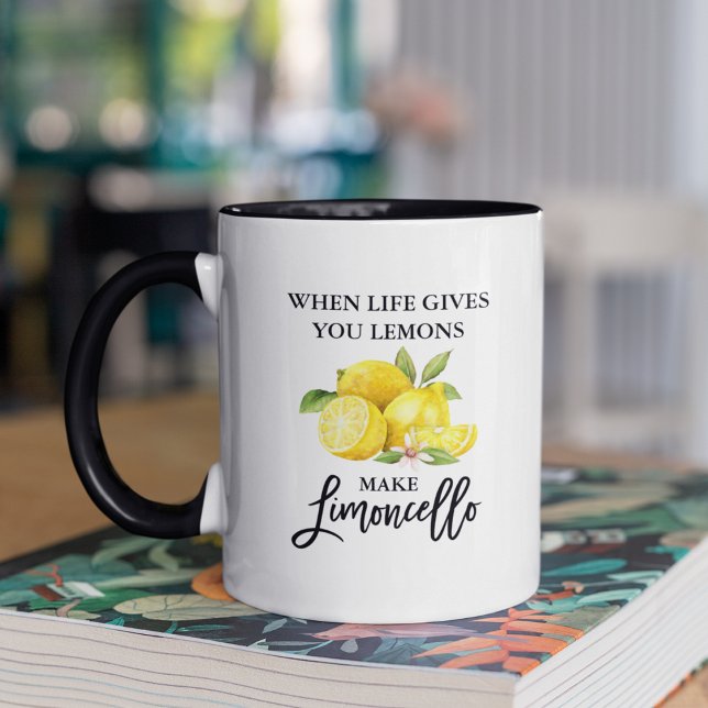 Mug Brosse Script Aquarelle Citrons Limoncello (Black & White or choose your handle color.)